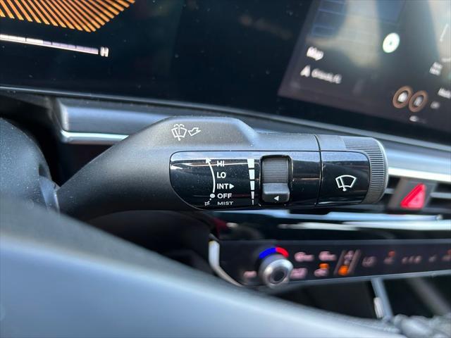 Photo of 2025 Wolf Gray Kia K5