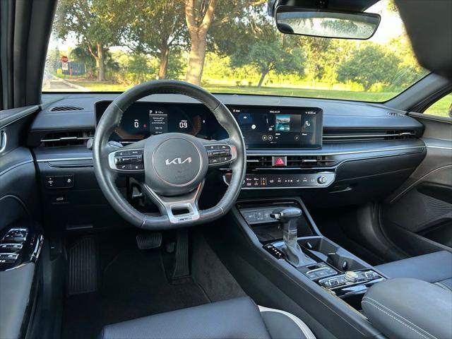 Photo of 2025 Wolf Gray Kia K5