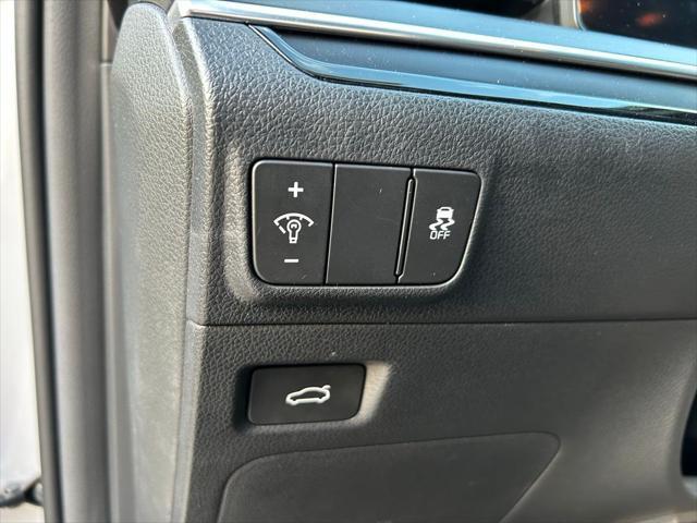 Photo of 2025 Wolf Gray Kia K5