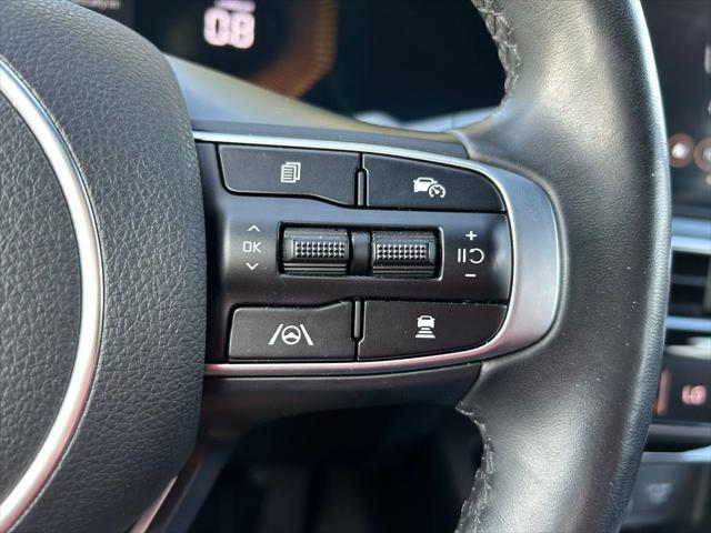 Photo of 2025 Wolf Gray Kia K5