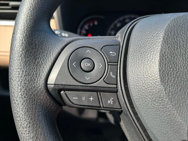 Photo of 2025 Midnight Black Metallic Toyota RAV4