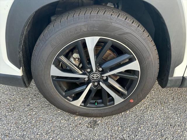 Photo of 2024 Wind Chill Pearl Toyota Corolla Hybrid