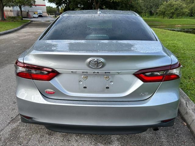 Photo of 2023 Celestial Silver Metallic Toyota Camry
