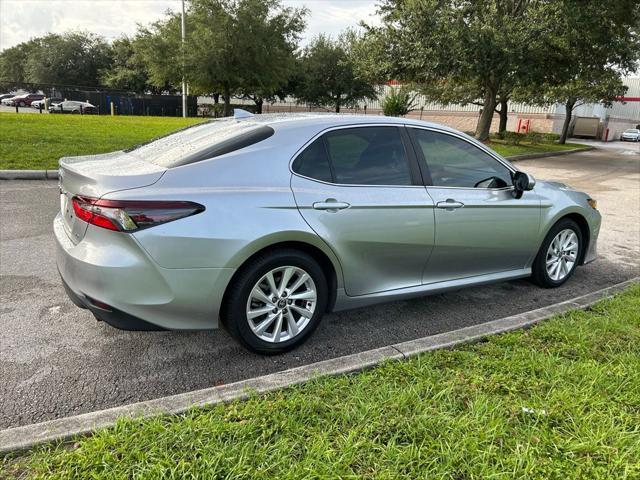 Photo of 2023 Celestial Silver Metallic Toyota Camry