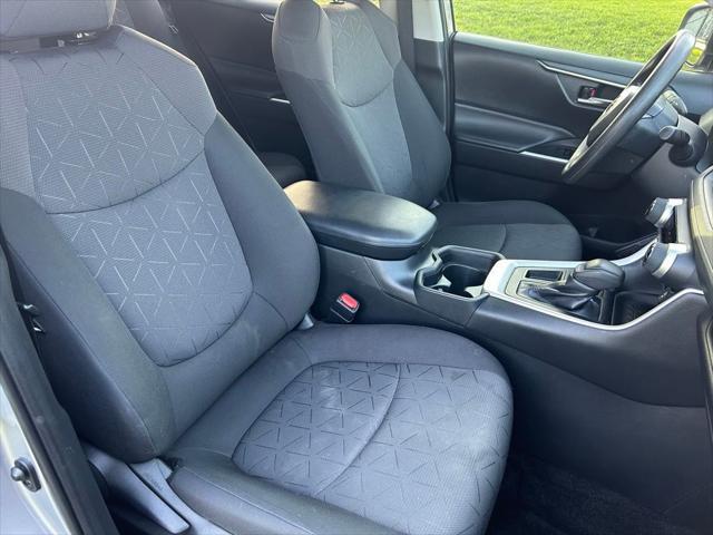Photo of 2020 Silver Sky Metallic Toyota RAV4