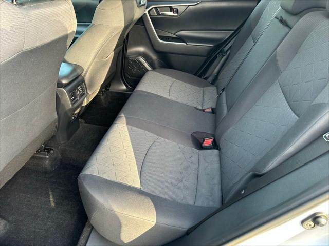 Photo of 2020 Silver Sky Metallic Toyota RAV4