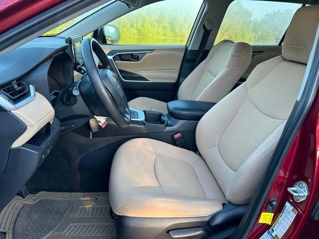 Photo of 2022 Ruby Flare Pearl Toyota RAV4 Hybrid