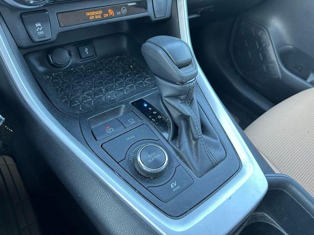 Photo of 2022 Ruby Flare Pearl Toyota RAV4 Hybrid