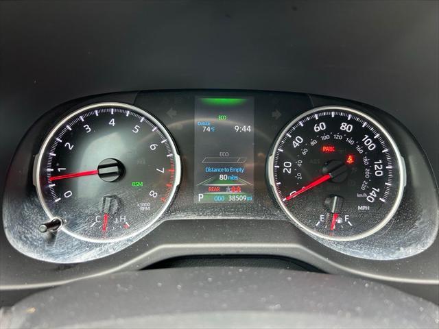 Photo of 2022 White Toyota RAV4