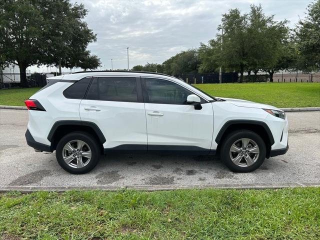 Photo of 2022 White Toyota RAV4