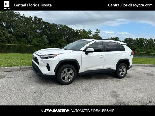 Photo of 2022 White Toyota RAV4