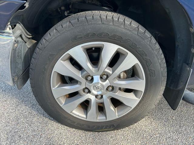 Photo of 2011 Nautical Blue Metallic Toyota Tundra