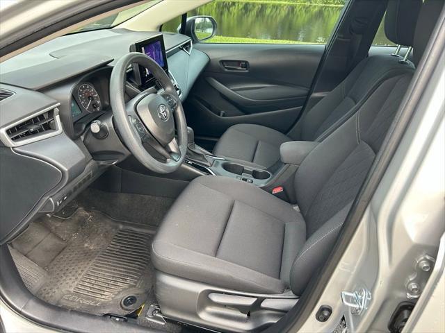 Photo of 2023 Classic Silver Metallic Toyota Corolla