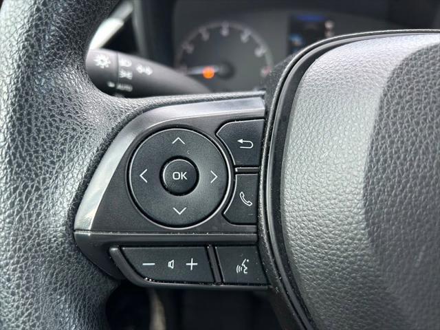 Photo of 2023 Classic Silver Metallic Toyota Corolla