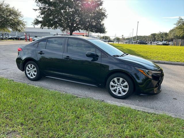 Photo of 2022 Black Sand Pearl Toyota Corolla