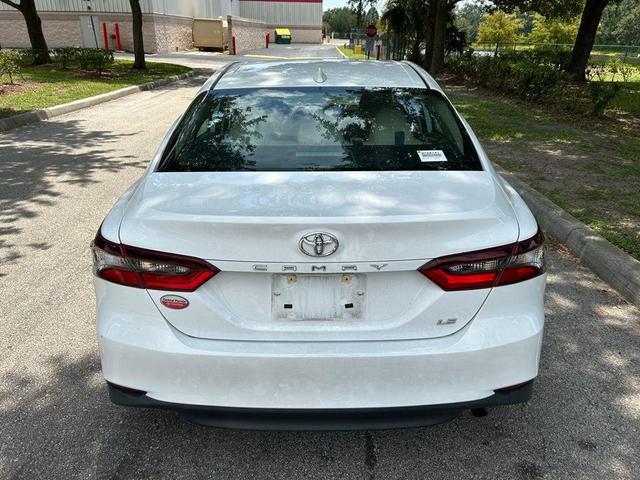 Photo of 2023 Ice Toyota Camry