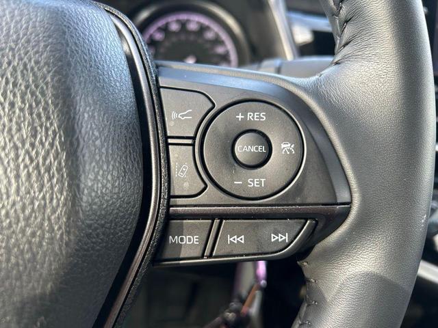 Photo of 2024 Midnight Black Metallic Toyota Camry