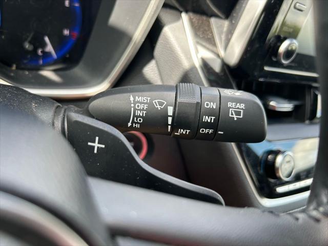 Photo of 2022 Midnight Black Metallic Toyota Corolla