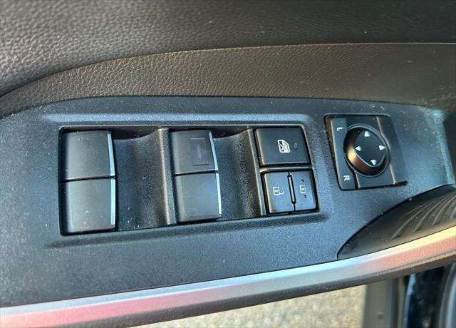 Photo of 2021 Midnight Black Metallic Toyota RAV4