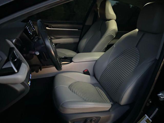 Photo of 2021 Midnight Black Metallic Toyota Camry