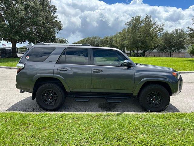 Photo of 2022 Magnetic Gray Metallic Toyota 4Runner