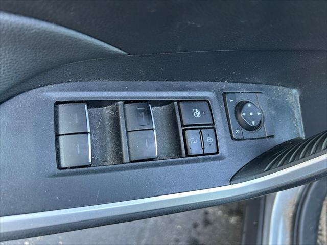 Photo of 2022 Silver Sky Metallic Toyota RAV4 Hybrid