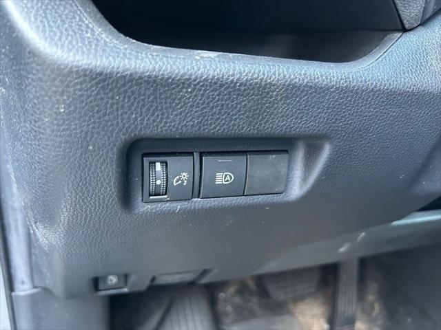 Photo of 2022 Silver Sky Metallic Toyota RAV4 Hybrid