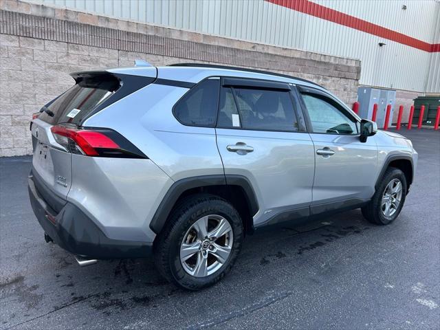 Photo of 2022 Silver Sky Metallic Toyota RAV4 Hybrid