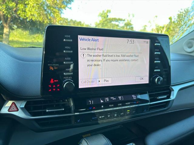 Photo of 2022 Predawn Gray Mica Toyota Sienna