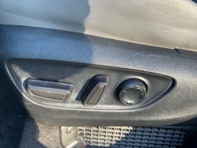 Photo of 2022 Predawn Gray Mica Toyota Sienna