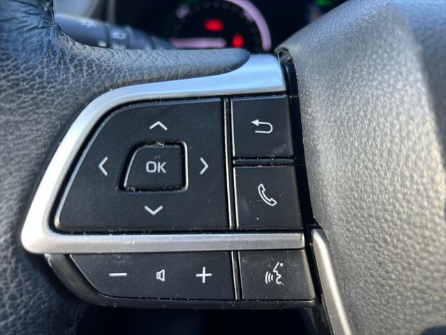 Photo of 2022 Predawn Gray Mica Toyota Sienna