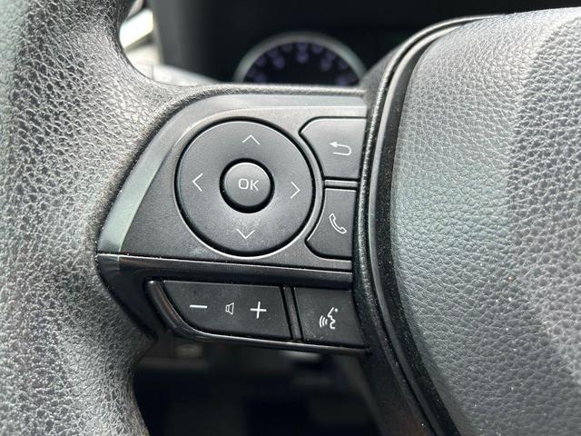Photo of 2022 Pearl Toyota RAV4
