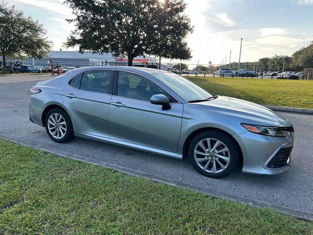Photo of 2023 Celestial Silver Metallic Toyota Camry