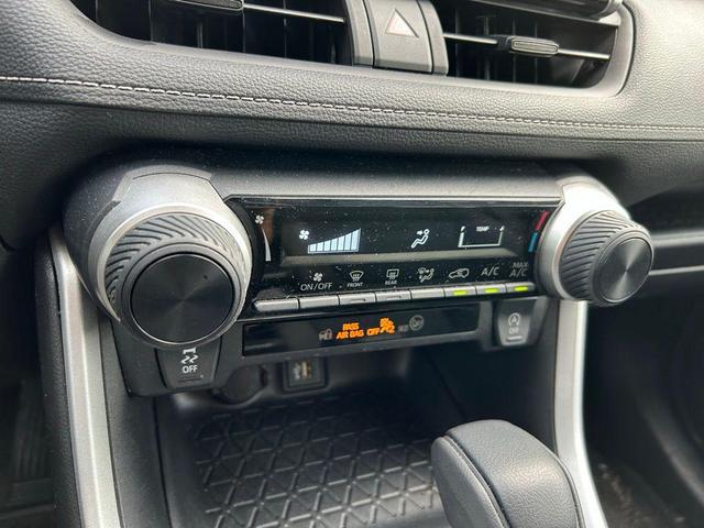Photo of 2024 Ice Toyota RAV4