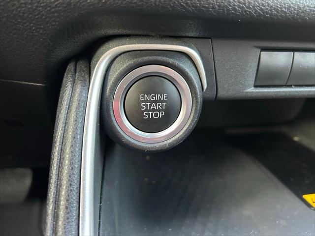 Photo of 2024 Pearl Toyota Grand Highlander