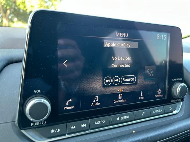 Photo of 2023 Super Black Nissan Rogue