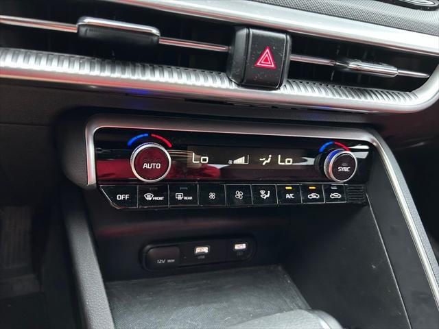 Photo of 2023 Wolf Gray Kia K5
