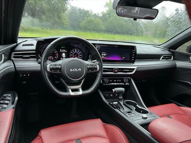 Photo of 2023 Wolf Gray Kia K5