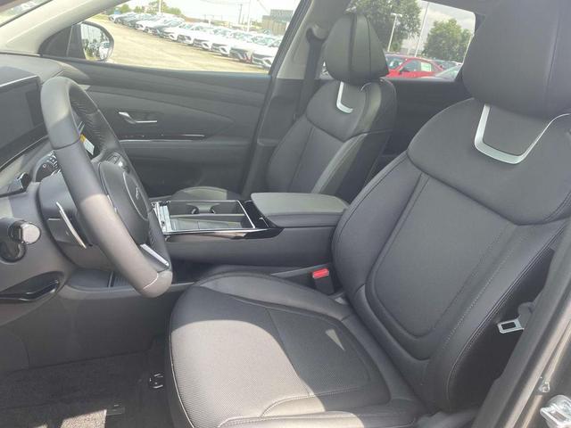 Photo of 2025 Amazon Gray Hyundai TUCSON Hybrid