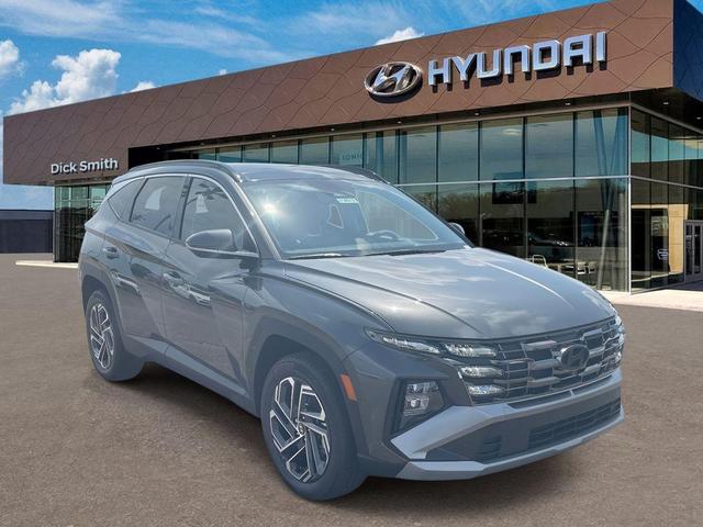 Photo of 2025 Amazon Gray Hyundai TUCSON Hybrid