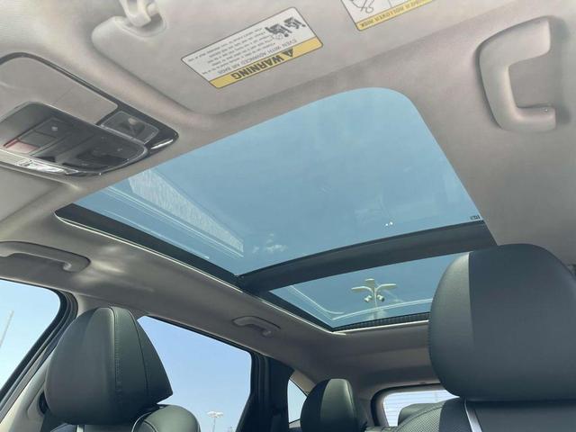 Photo of 2025 Titanium Gray Hyundai TUCSON Hybrid