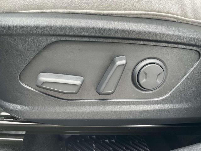 Photo of 2025 Gray Hyundai TUCSON