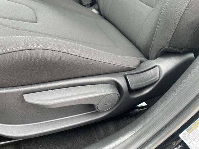 Photo of 2025 Black Hyundai ELANTRA HEV