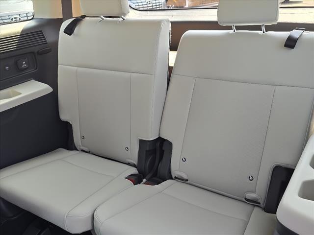 Photo of 2024 Gray Matte Hyundai SANTA FE