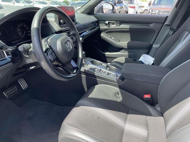 Photo of 2022 Gray Honda Civic
