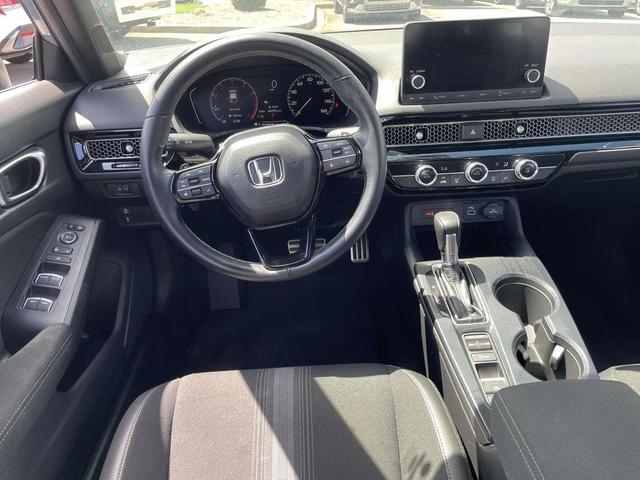 Photo of 2022 Gray Honda Civic