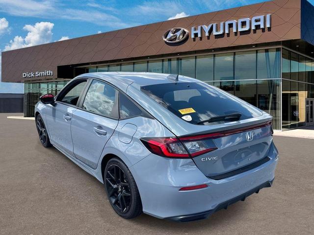 Photo of 2022 Gray Honda Civic