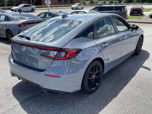 Photo of 2022 Gray Honda Civic