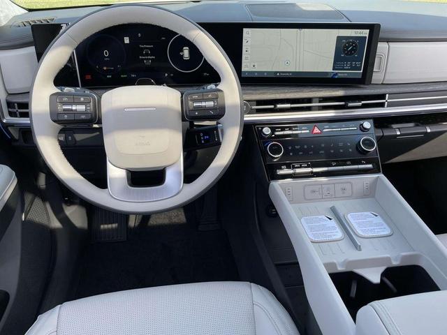 Photo of 2026 White Hyundai SANTA FE HEV