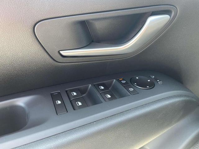 Photo of 2025 Shimmering Silver Hyundai TUCSON